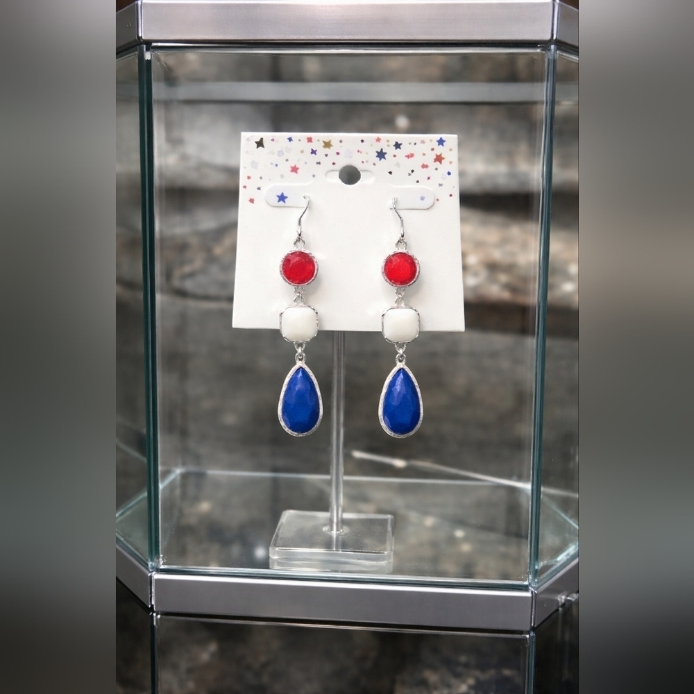 Red white and blue 4th of July dangly earrings